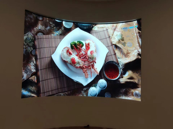 花溪室内P2.5弧形LED屏